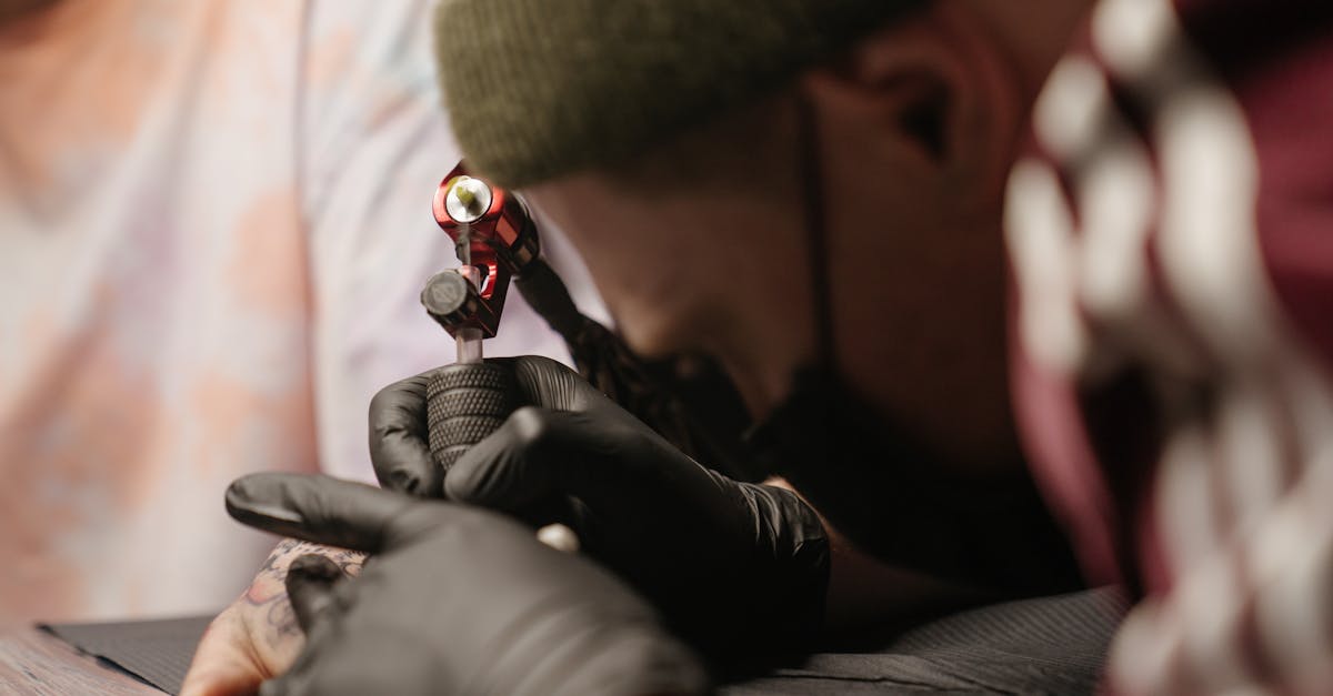 Online vs In-person Booking: Navigating Sunshine Coast Tattoo Appointments